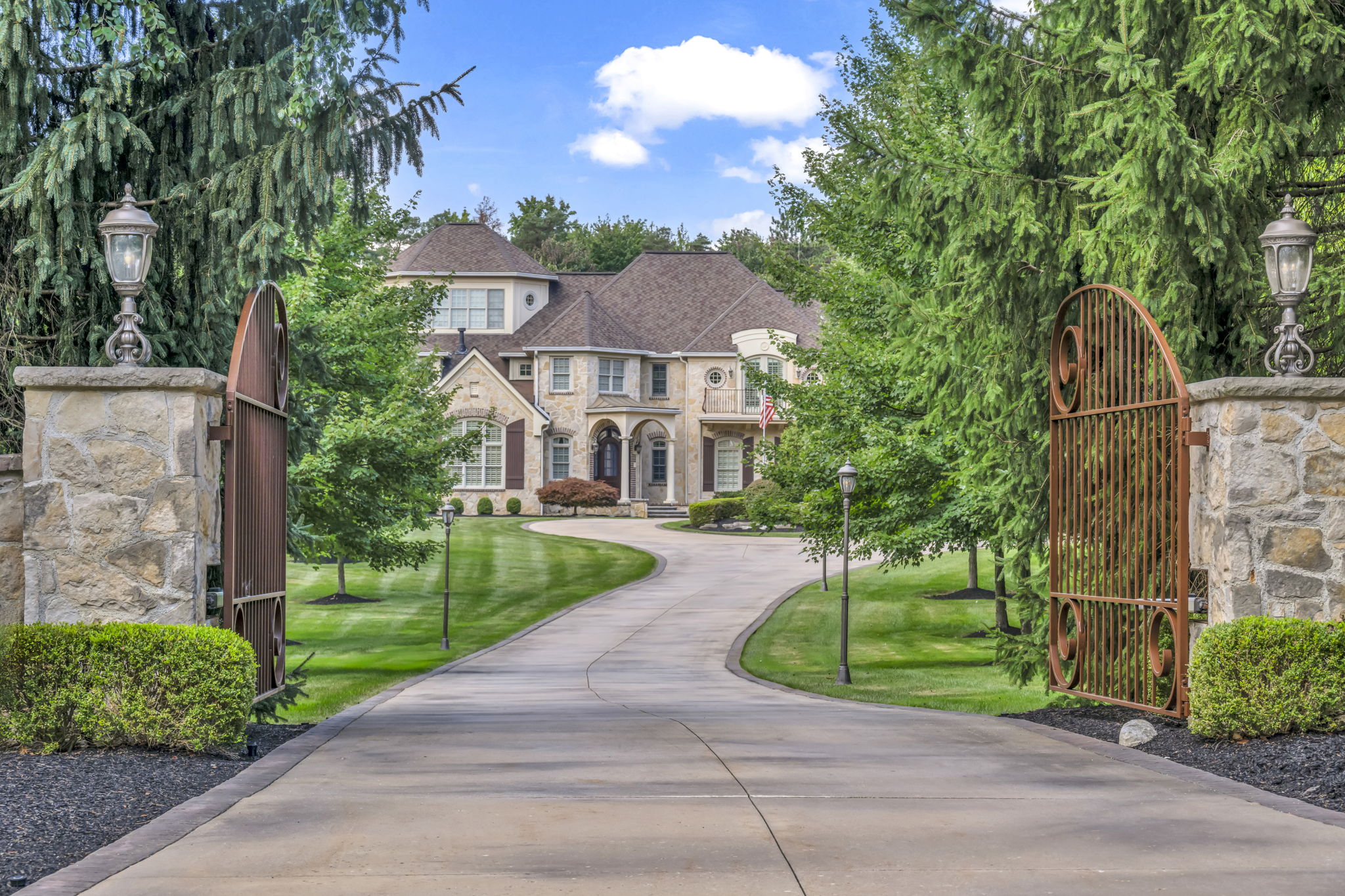 16-web-or-mls-9463 Little Mountain Road_42