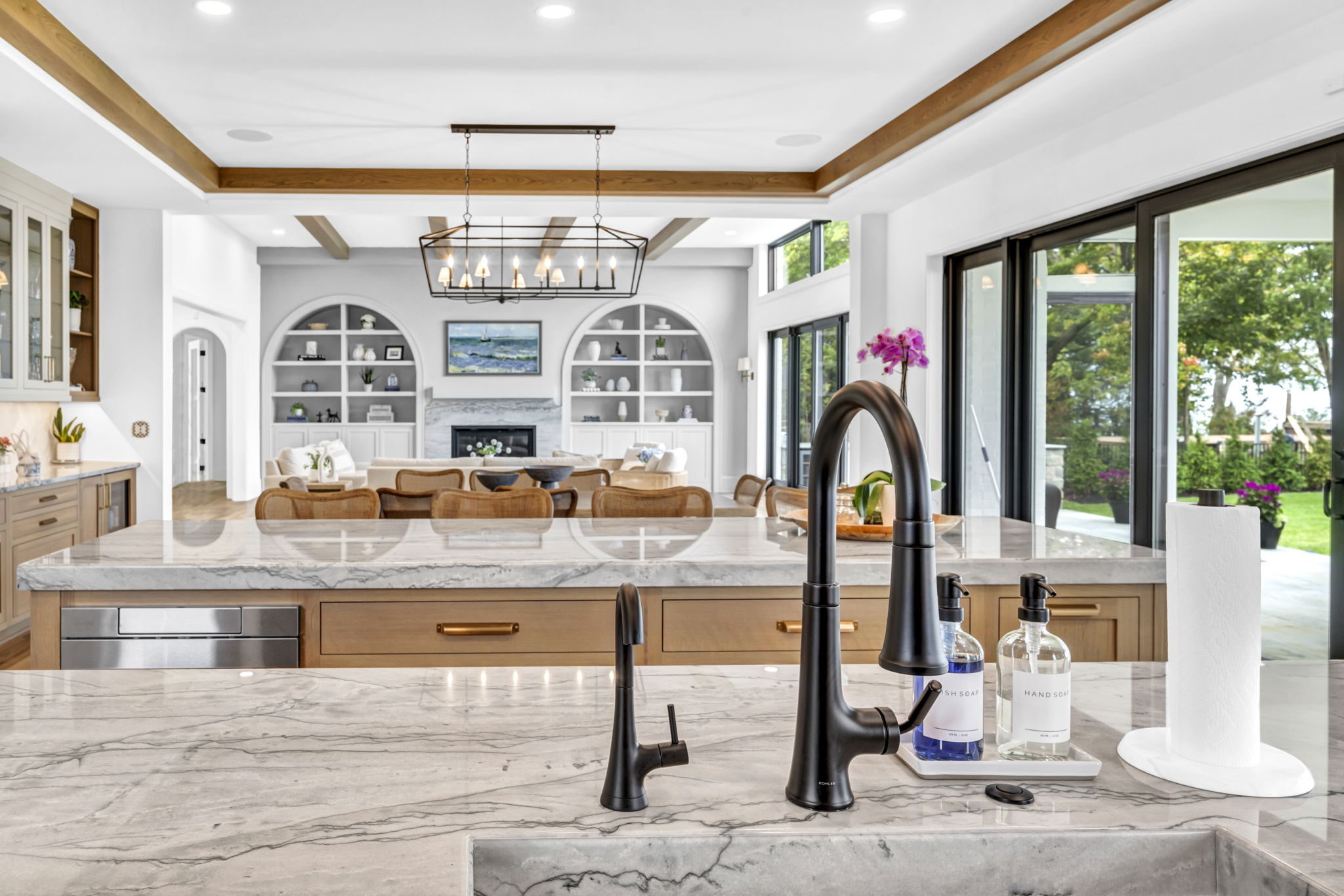 18-web-or-mls-32460 Lake Rd_18