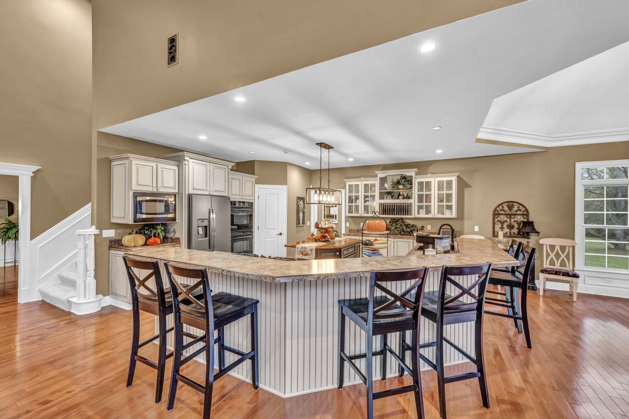 27-web-or-mls-Mountain View Dr_16