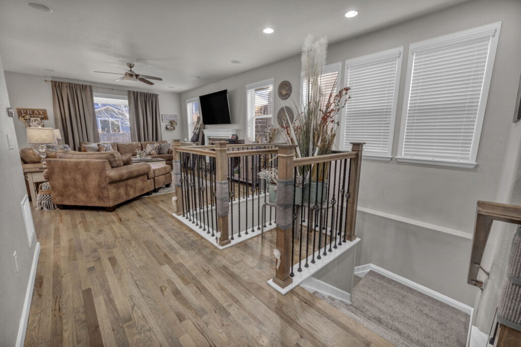 how to photograph a vacant house for sale