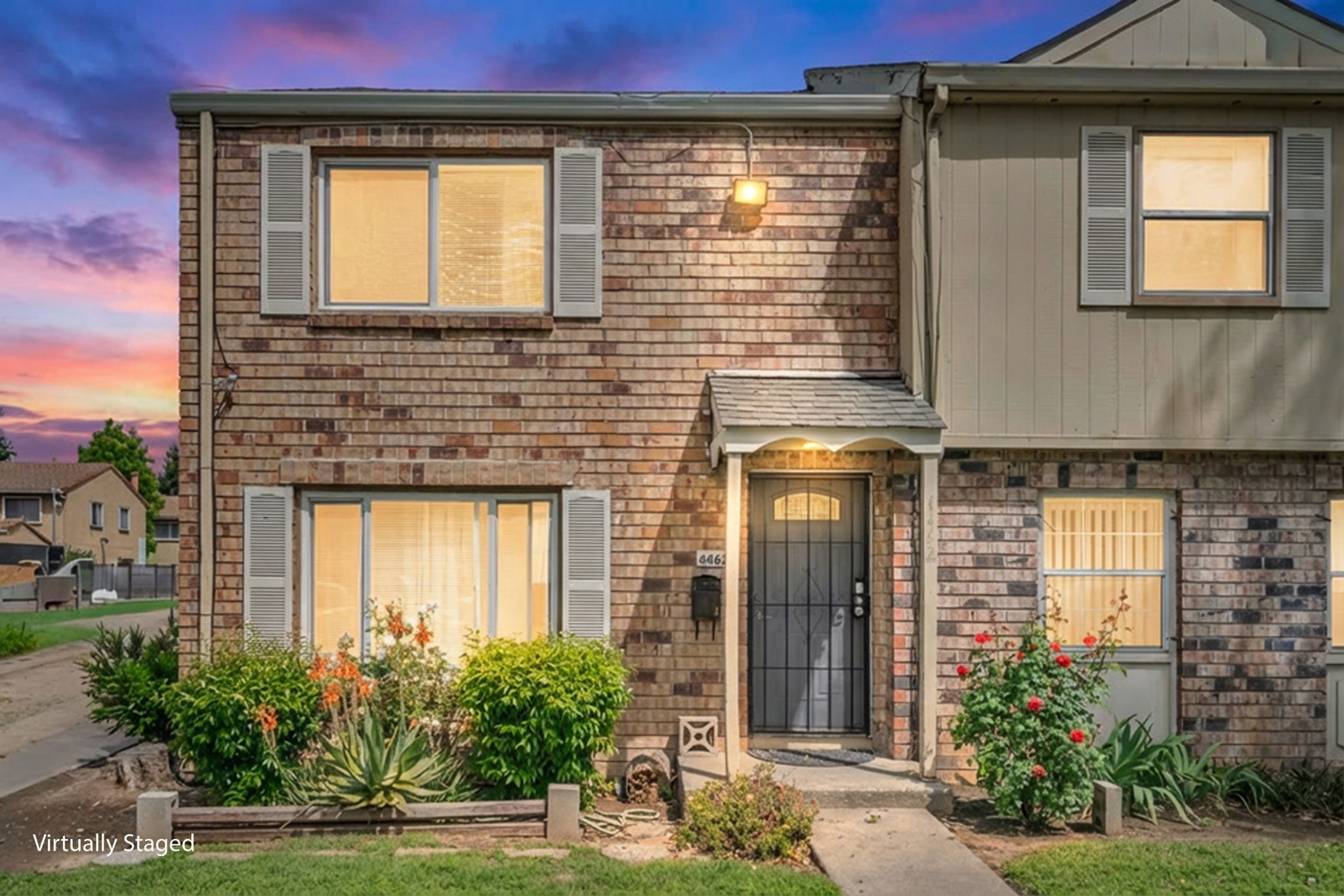 1-web-or-mls-4462-townehome-dr