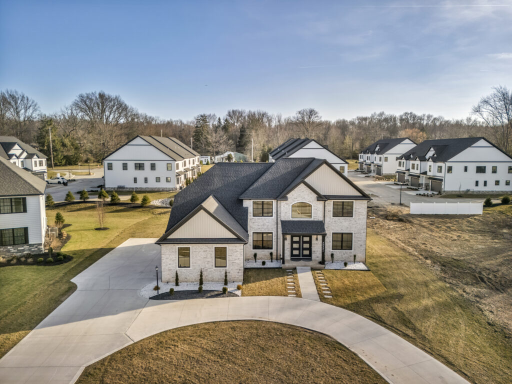 how to photograph a vacant house for sale
